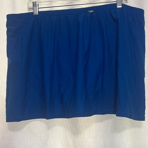 3/$20 Krista Blue Swim skirt bottom  2xl - Picture 2 of 3